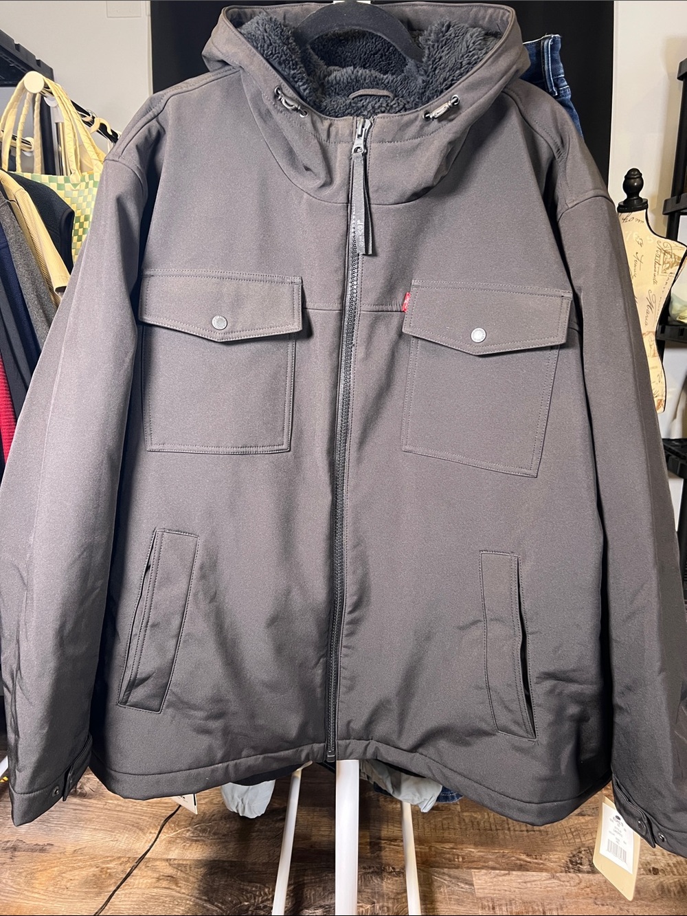 Levi’s 4XL black hooded utility jacket